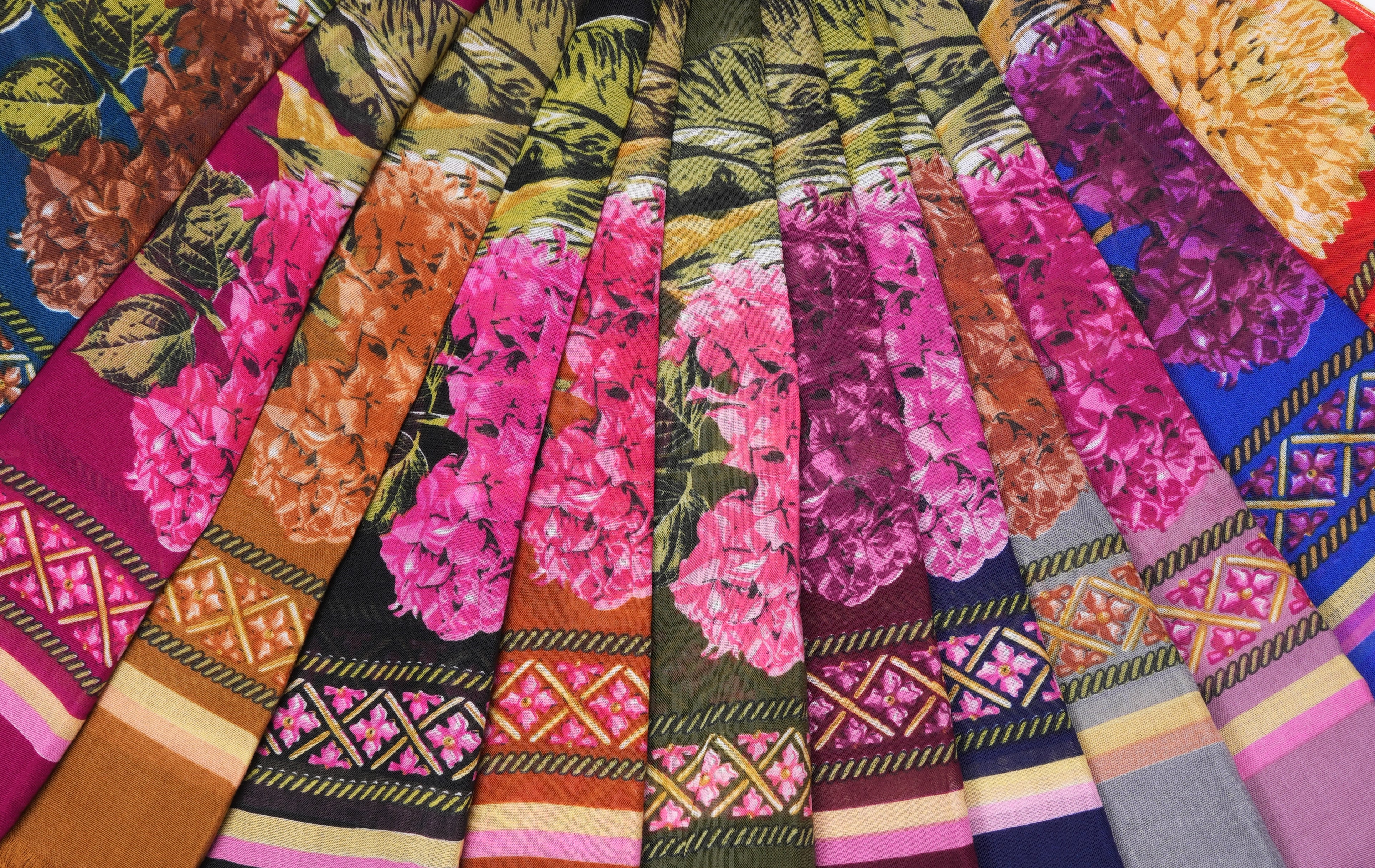 Printed Orchid Bloom Grace Scarf - Made in Türkiye